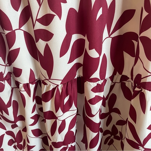 NWT Fall Long Sleeve Plant Print Dress in White and Burgundy Red Color. - Picture 6 of 13